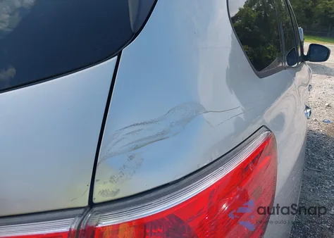 2016 Nissan Pathfinder Sv z USA, uszkodzony, nr VIN 5N1AR2MN6GC643680